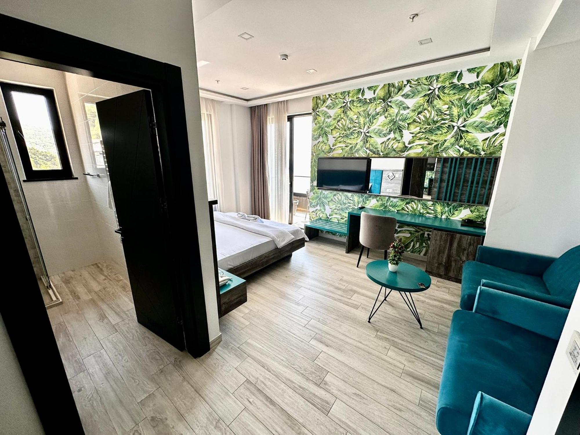 Hotel Del Medio Sutomore Eksteriør bilde