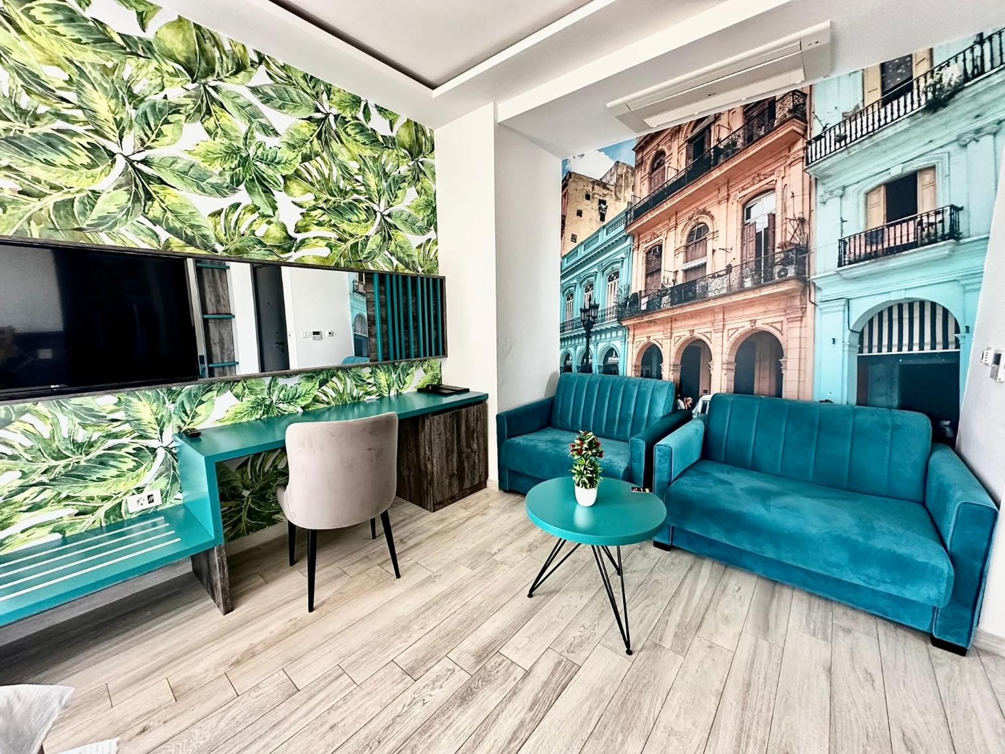 Hotel Del Medio Sutomore Eksteriør bilde