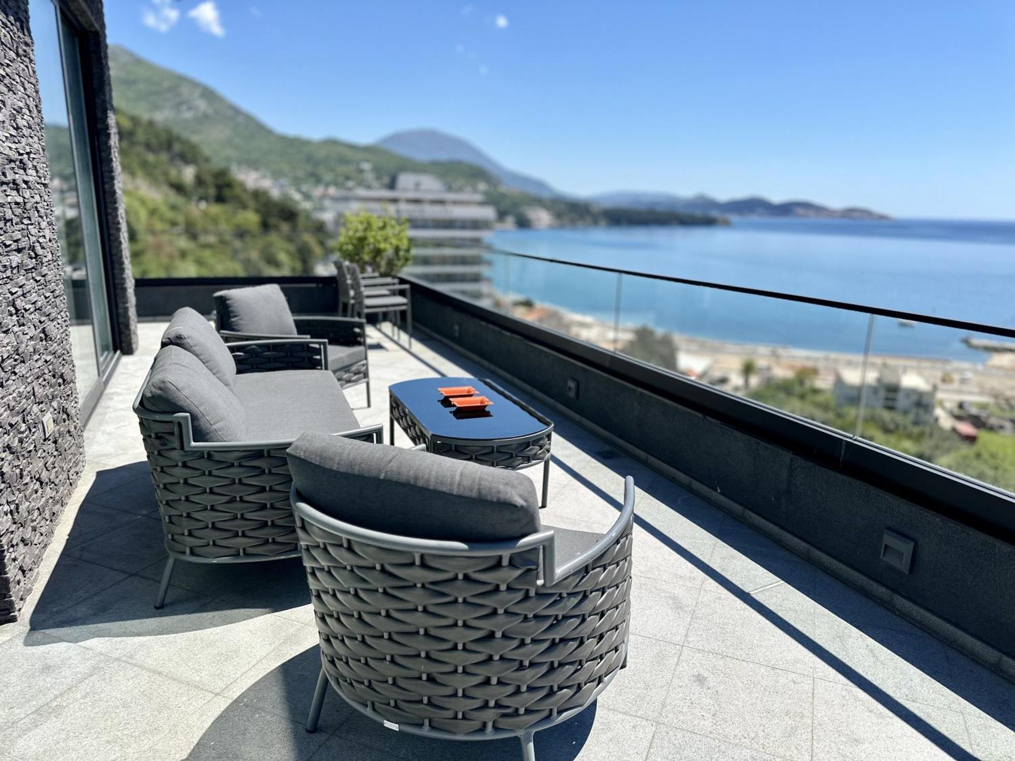 Hotel Del Medio Sutomore Eksteriør bilde